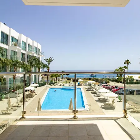 Apartment Prime Seafront *